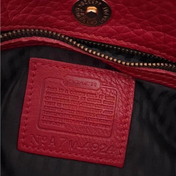 Coach Vibrant Red Leather Shoulder Bag - Picture 5 of 5